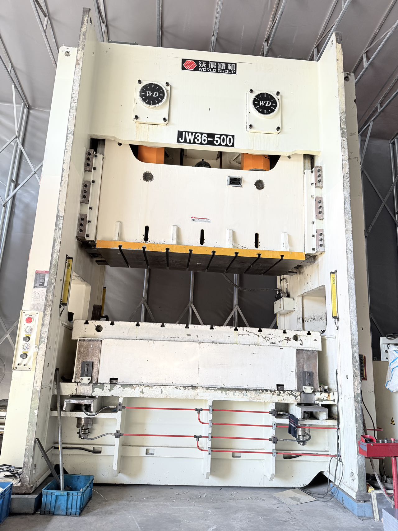 沃得500T移动工作台冲床